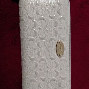 Coach Leather Continental Wallet